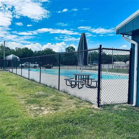 $6,650 | 9482 James Drive, French Village, MO 63036