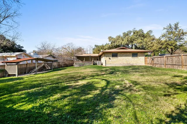 $350,000 | 901 Berrywood Drive, Austin, TX 78753