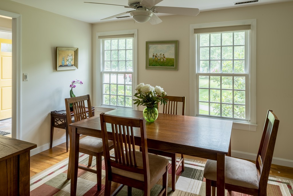 103 Jericho Road, Unit 103 Weston, MA 02493 - Photo 4 of 7