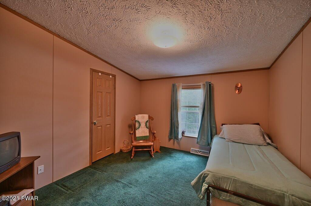 33 Oakview Lane Waymart, PA 18472 - Photo 44 of 65