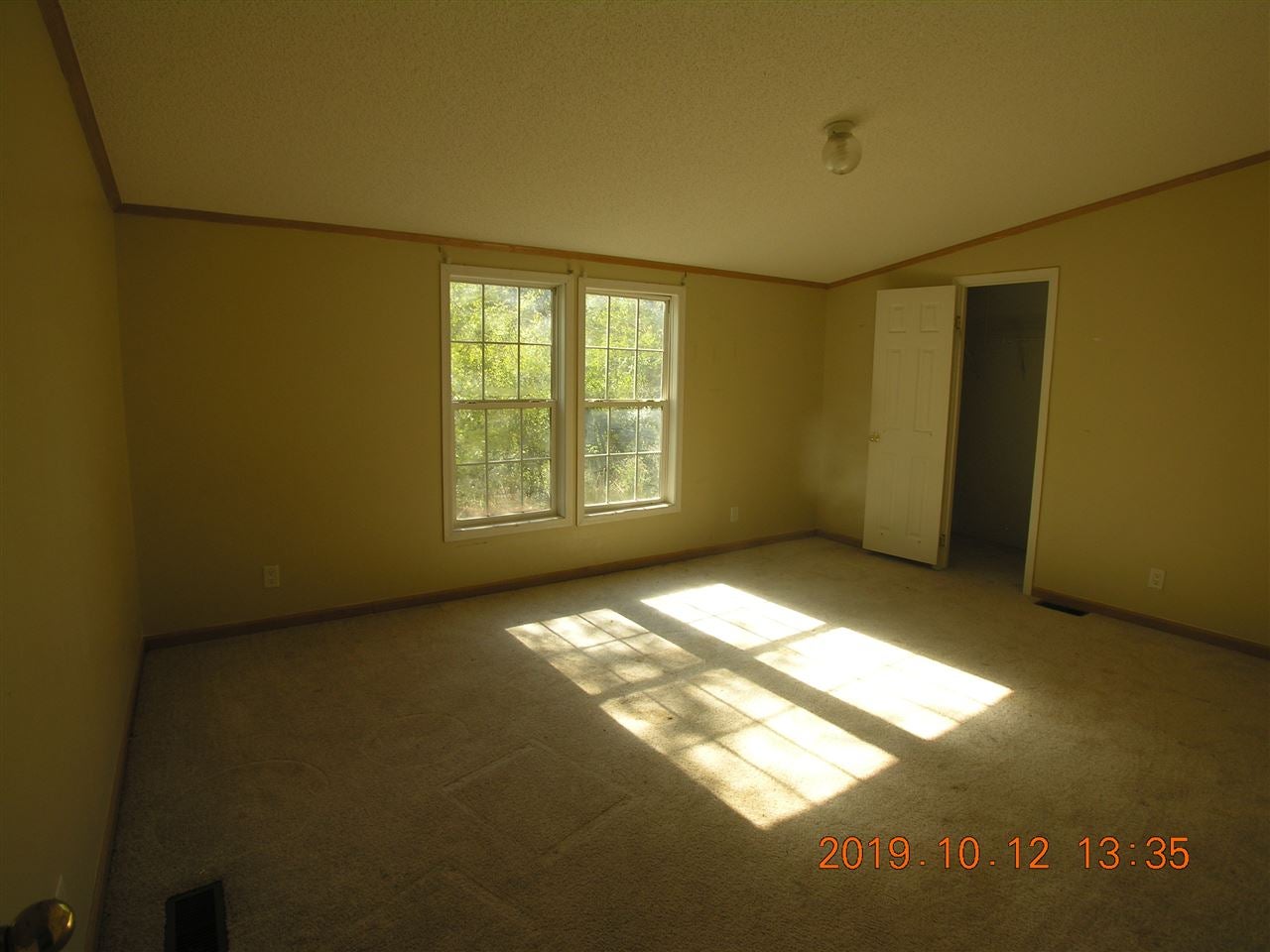 6394 Wintz Hollow Road Huntington, WV 25702 - Photo 6 of 16 Gallery Image 6