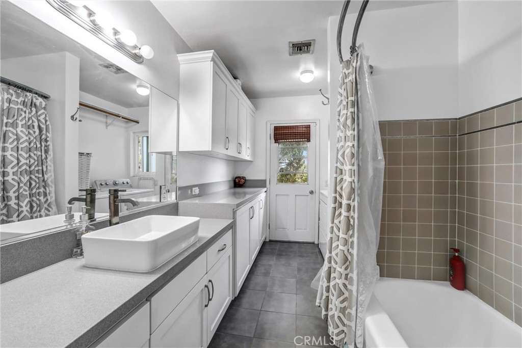 824 Stanford Road Burbank, CA 91504 - Photo 31 of 46