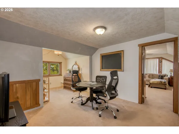 $1,300,000 | 16493 Northeast Major Lane, Yamhill, OR 97148
