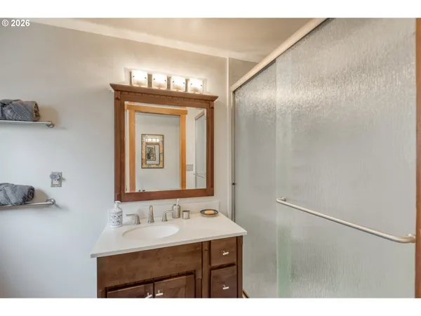 $1,300,000 | 16493 Northeast Major Lane, Yamhill, OR 97148