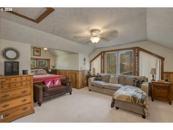 $1,300,000 | 16493 Northeast Major Lane, Yamhill, OR 97148