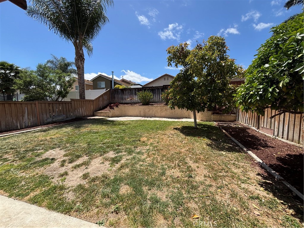 43545 Corte Logrono Temecula, CA 92592 - Photo 37 of 49 a view of a back yard