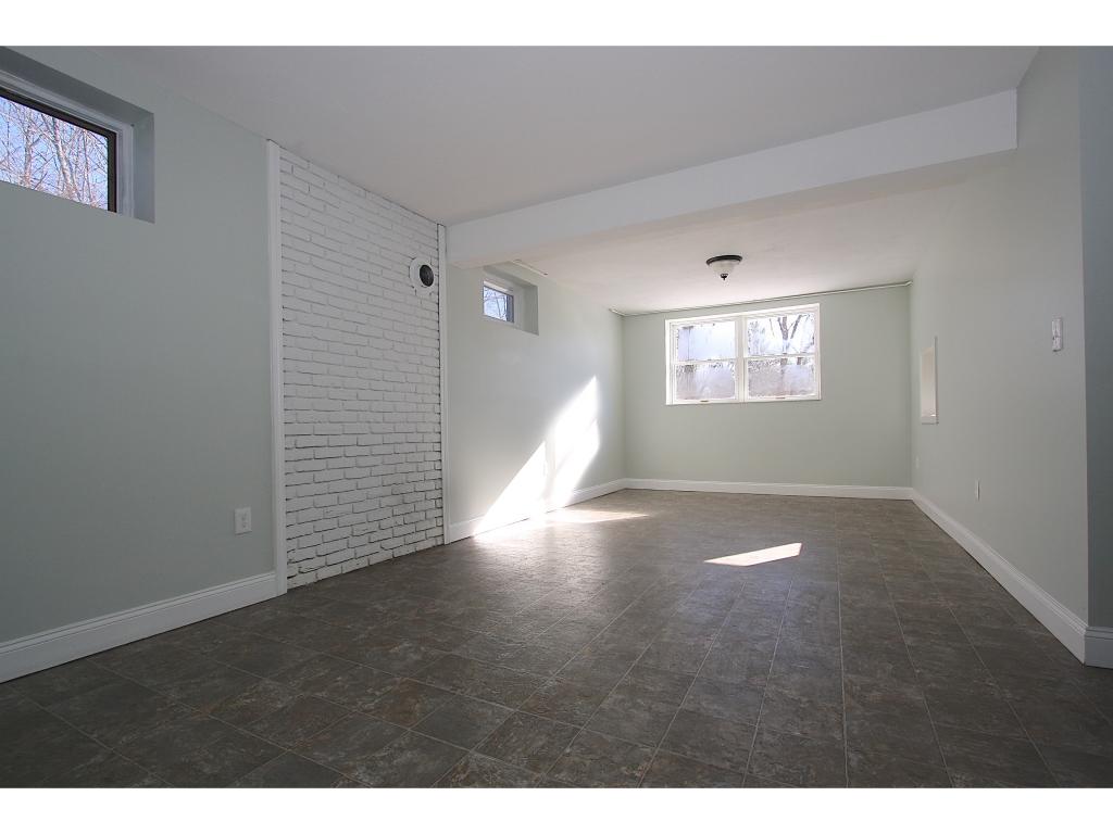 23 Goffstown Road Hooksett, NH 03106 - Photo 12 of 16
