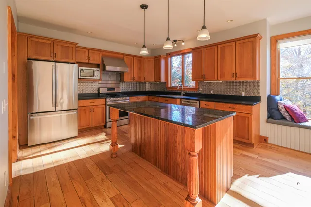 $1,250,000 | 53 Ponus Road, Ludlow, VT 05149