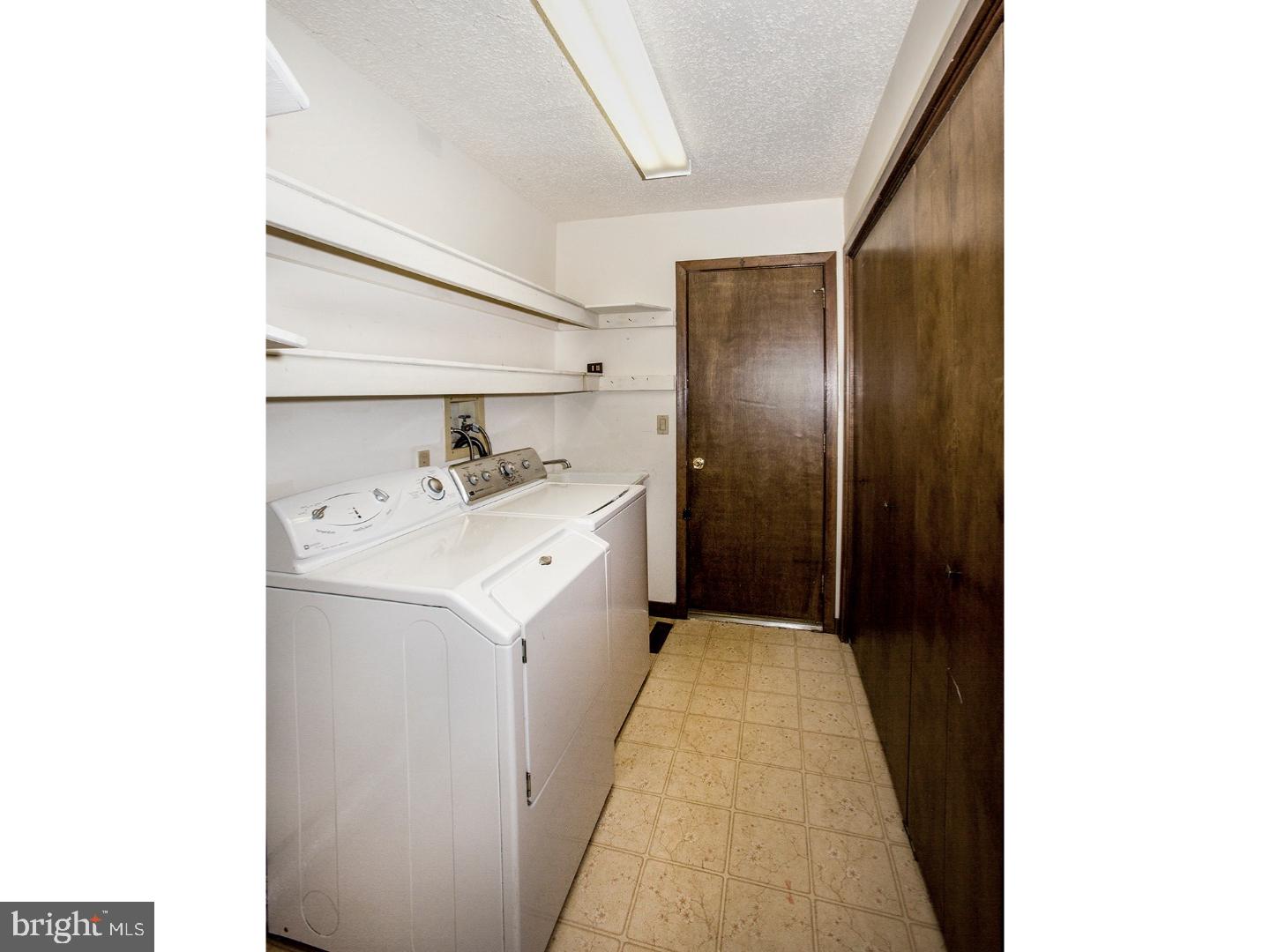 17 Indian Run Road Princeton Junction, NJ 08550 - Photo 13 of 25