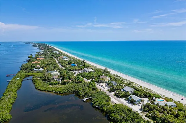 $345,000 | 5055 North Beach Road, Unit 101, Englewood, FL 34223
