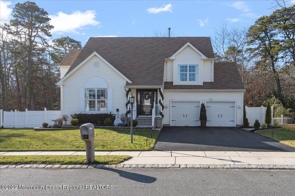 7 Springgate Court Little Egg Harbor, NJ 08087 - Photo 1 of 26 01-SMV_7SpringgateCt-01
