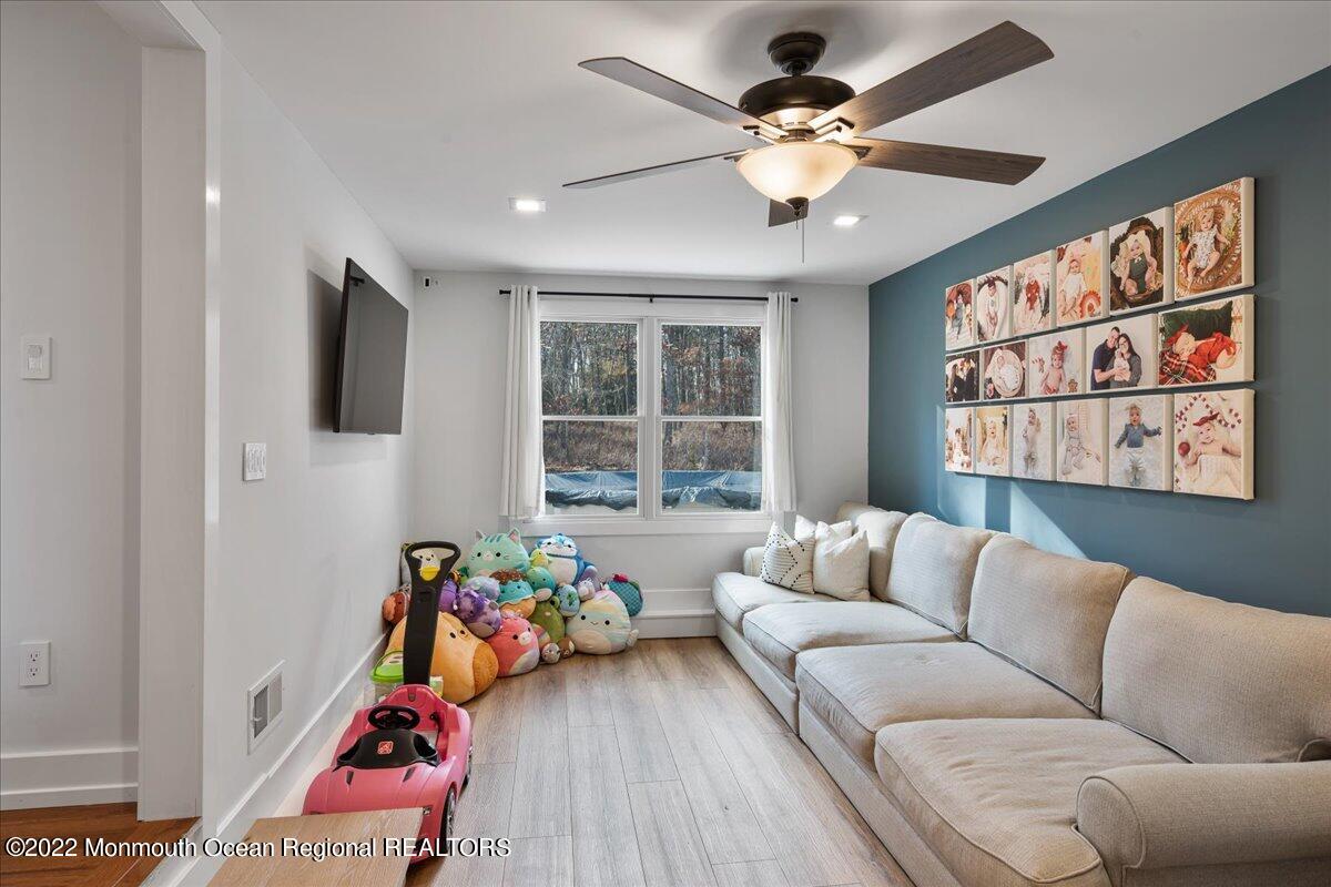 7 Springgate Court Little Egg Harbor, NJ 08087 - Photo 16 of 26 20-SMV_7SpringgateCt-20