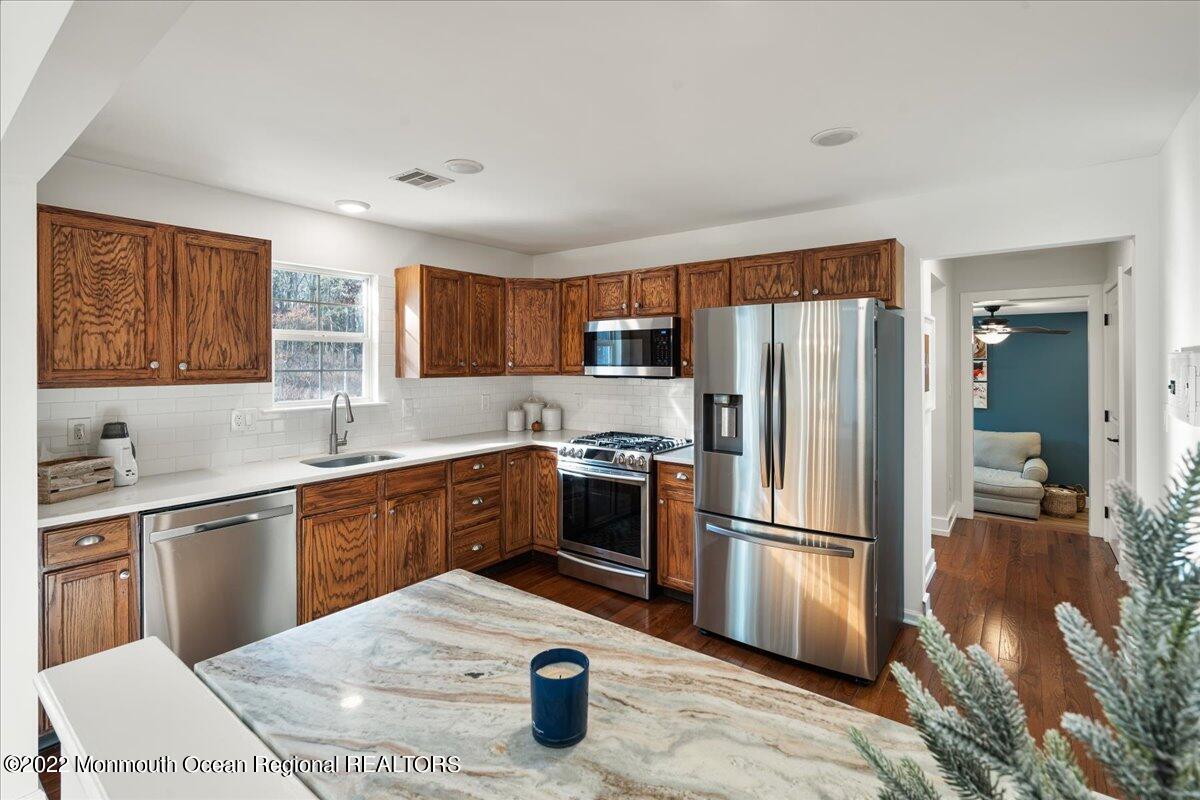 7 Springgate Court Little Egg Harbor, NJ 08087 - Photo 10 of 26 12-SMV_7SpringgateCt-12