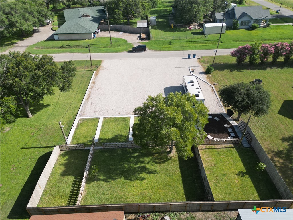 507 East Plasuela Street Refugio, TX 78377 - Photo 8 of 18 a view of an outdoor space