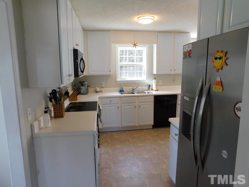 1809 Middle Ridge Drive Willow Spring, NC 27592 - Photo 6 of 17 Gallery Image 6