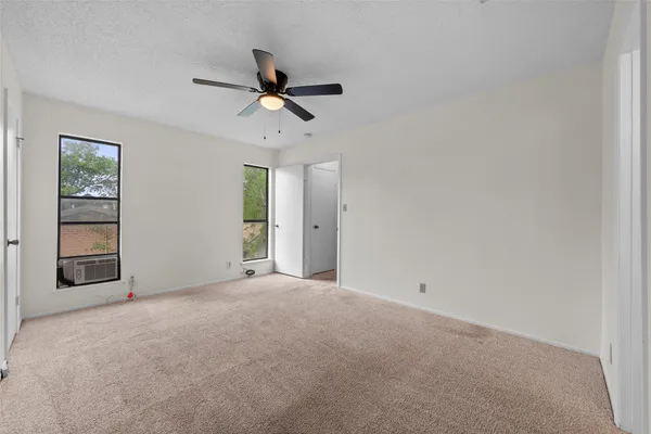 $2,500 | 12906 Irongate Avenue, Austin, TX 78727