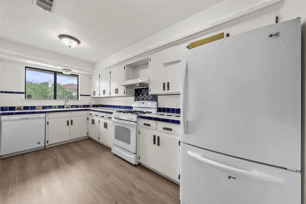 $2,500 | 12906 Irongate Avenue, Austin, TX 78727