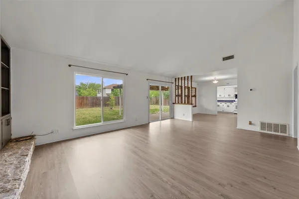 $2,500 | 12906 Irongate Avenue, Austin, TX 78727