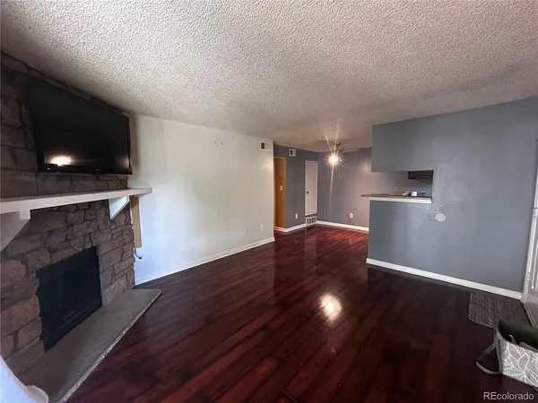 $1,695 | 4400 South Quebec Street, Unit 204, Denver, CO 80237