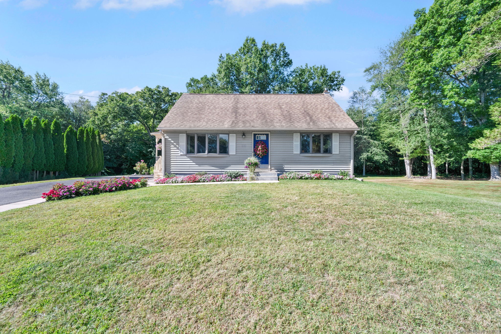 15 Bess Road Enfield, CT 06082 - Photo 1 of 1