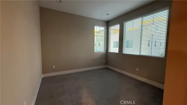 $5,380 | 165 Tenor, Irvine, CA 92618