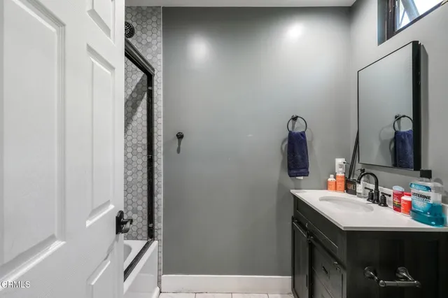 $12,000 | 4703 Oakwood Avenue, La Canada Flintridge, CA 91011