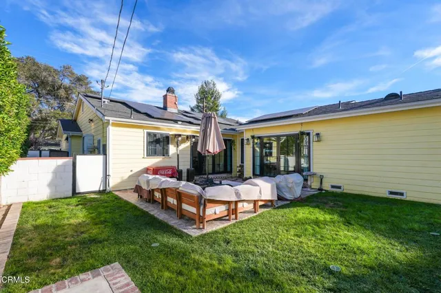 $12,000 | 4703 Oakwood Avenue, La Canada Flintridge, CA 91011