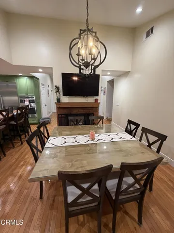 $12,000 | 4703 Oakwood Avenue, La Canada Flintridge, CA 91011