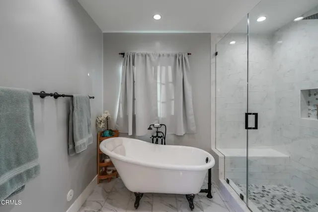 $12,000 | 4703 Oakwood Avenue, La Canada Flintridge, CA 91011