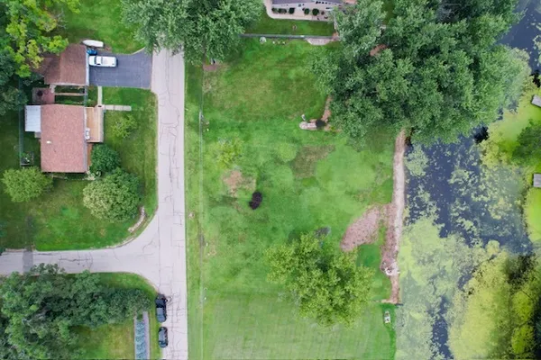 $10,500 | Lot 5 Tower Drive, McHenry, IL 60050