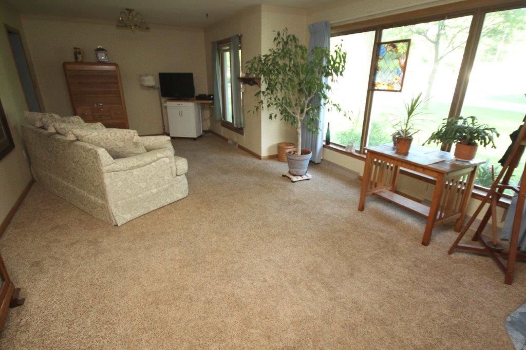 4208 Westlane Road Fort Wayne, IN 46815 - Photo 2 of 22 Gallery Image 2