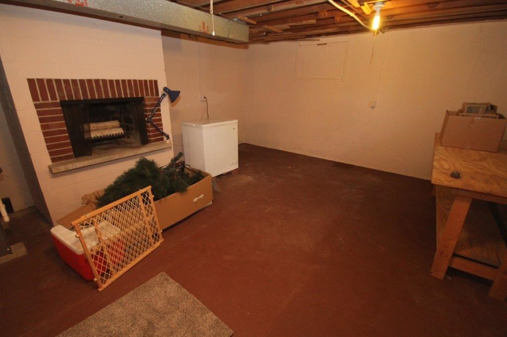 4208 Westlane Road Fort Wayne, IN 46815 - Photo 18 of 22 Gallery Image 18