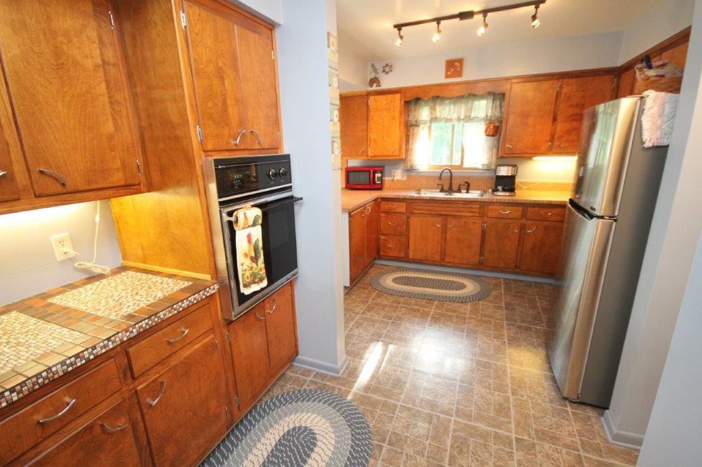 4208 Westlane Road Fort Wayne, IN 46815 - Photo 4 of 22 Gallery Image 4