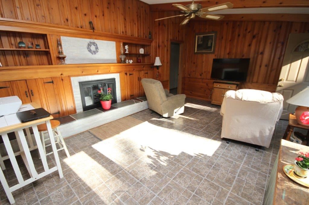 4208 Westlane Road Fort Wayne, IN 46815 - Photo 9 of 22 Gallery Image 9