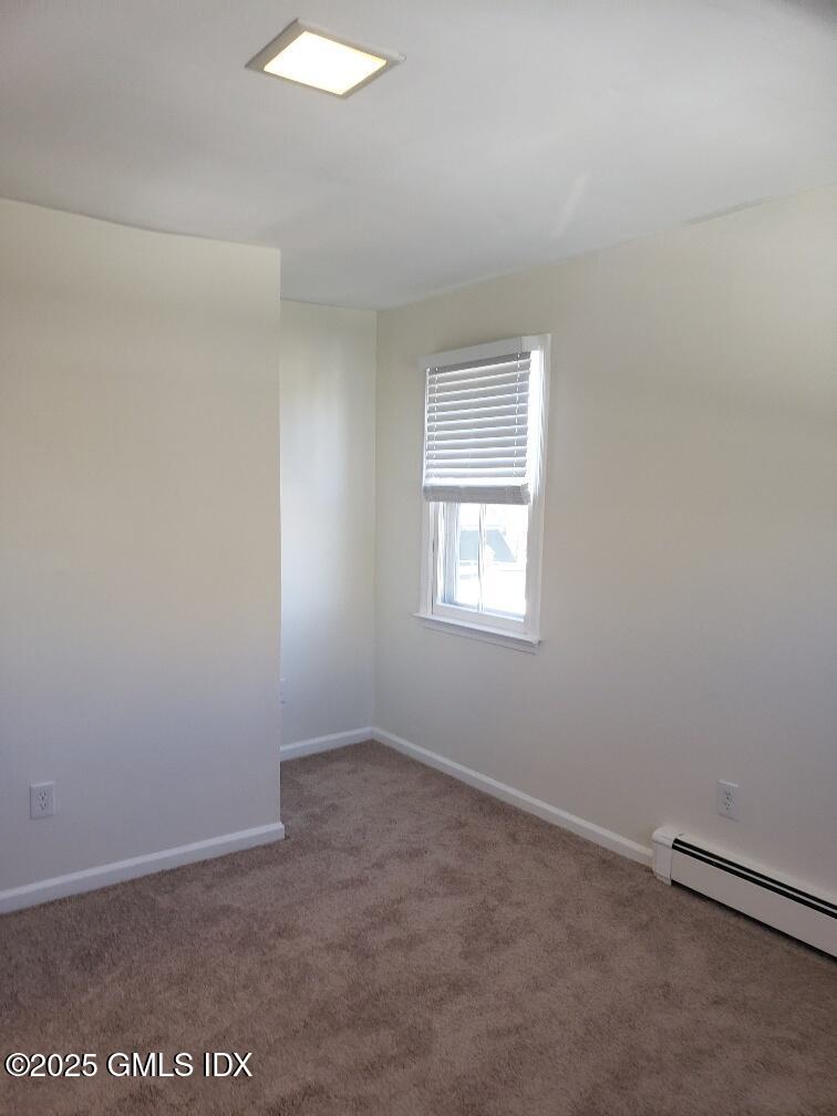 144 Pine Street, Unit C Greenwich, CT 06830 - Photo 9 of 16 Primary Bedroom