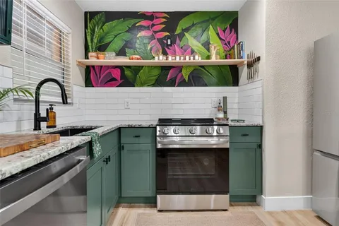 $299,000 | 824 59th Avenue Northeast, St. Petersburg, FL 33703