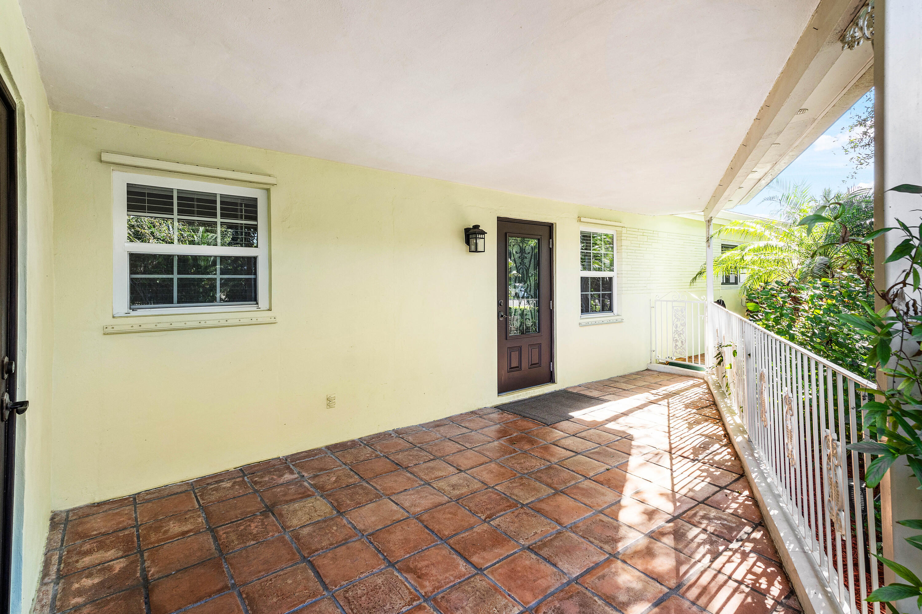 2100 Northeast 4th Avenue Boca Raton, FL 33431 - Photo 2 of 30 004-2100Northeast4thAvenue-BocaRaton-FL-