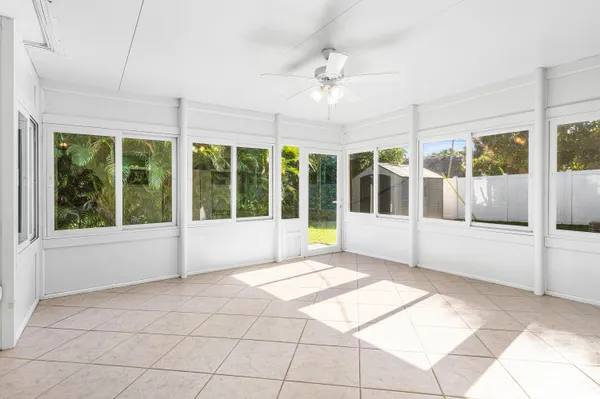 $3,800 | 2100 Northeast 4th Avenue, Boca Raton, FL 33431