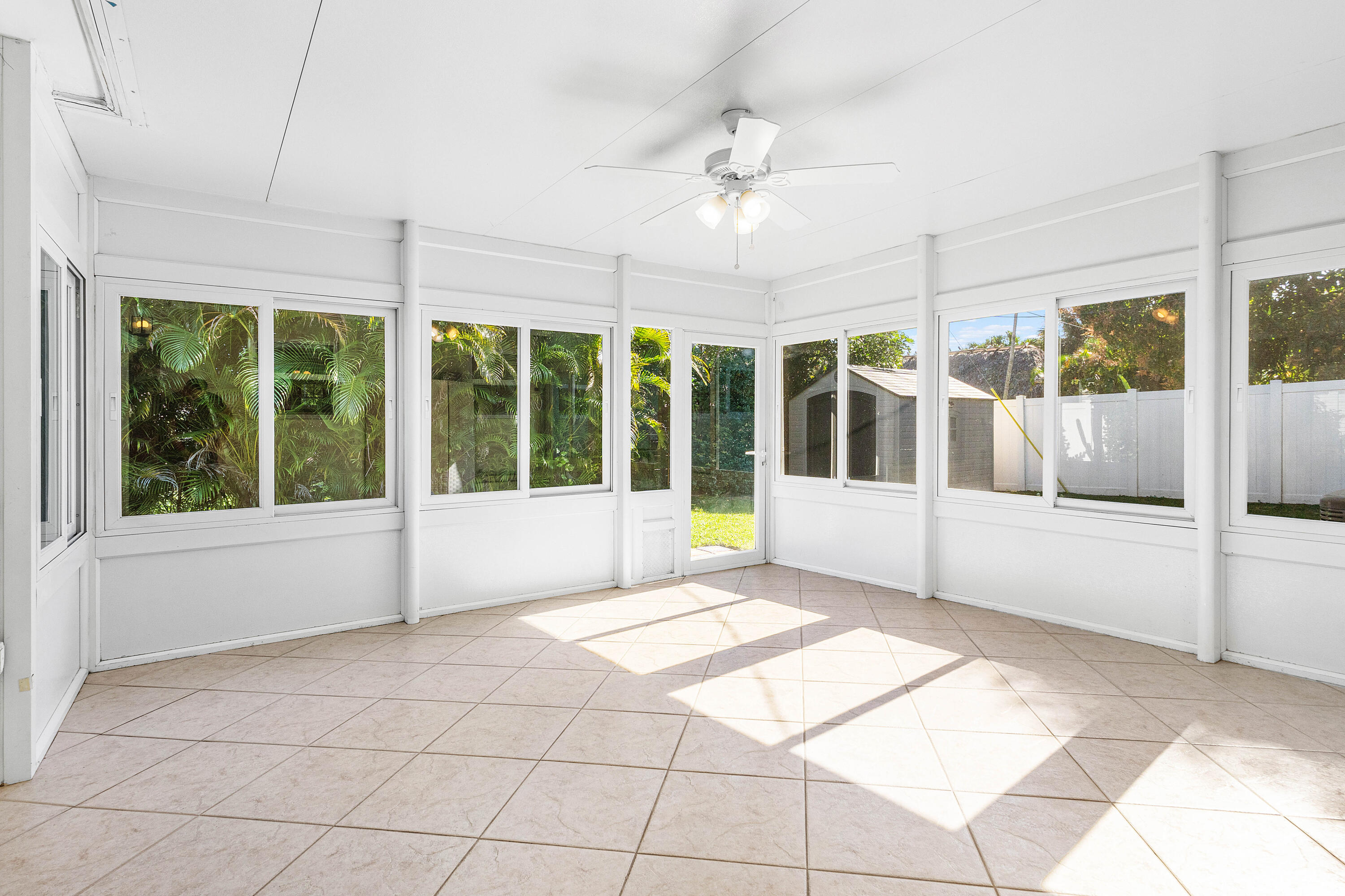 2100 Northeast 4th Avenue Boca Raton, FL 33431 - Photo 23 of 30 025-2100Northeast4thAvenue-BocaRaton-FL-
