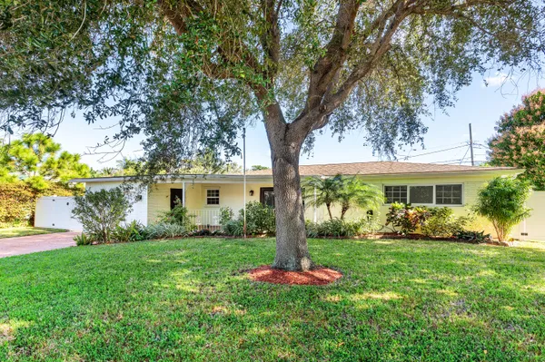 $3,800 | 2100 Northeast 4th Avenue, Boca Raton, FL 33431