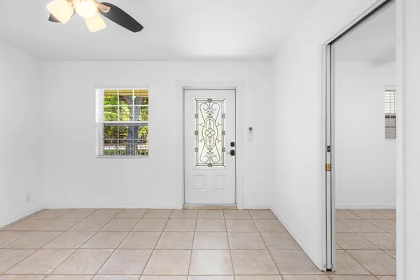 $3,800 | 2100 Northeast 4th Avenue, Boca Raton, FL 33431