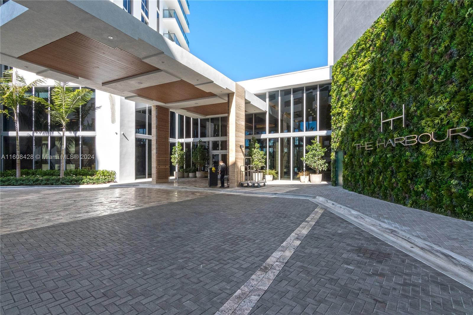 16385 Biscayne Blvd Unit 2518