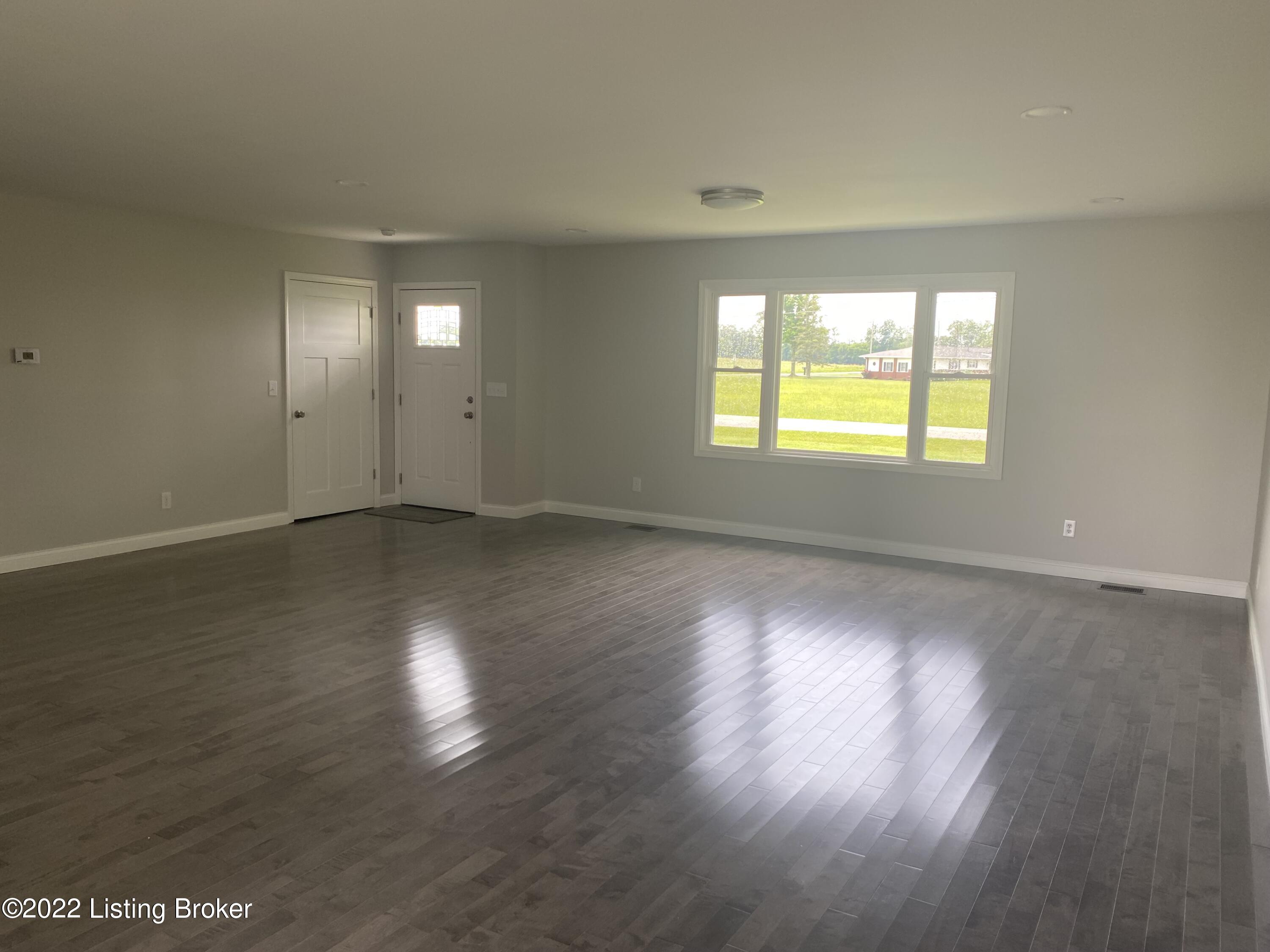 68 Liberty Road Milton, KY 40045 - Photo 14 of 34 Family Room