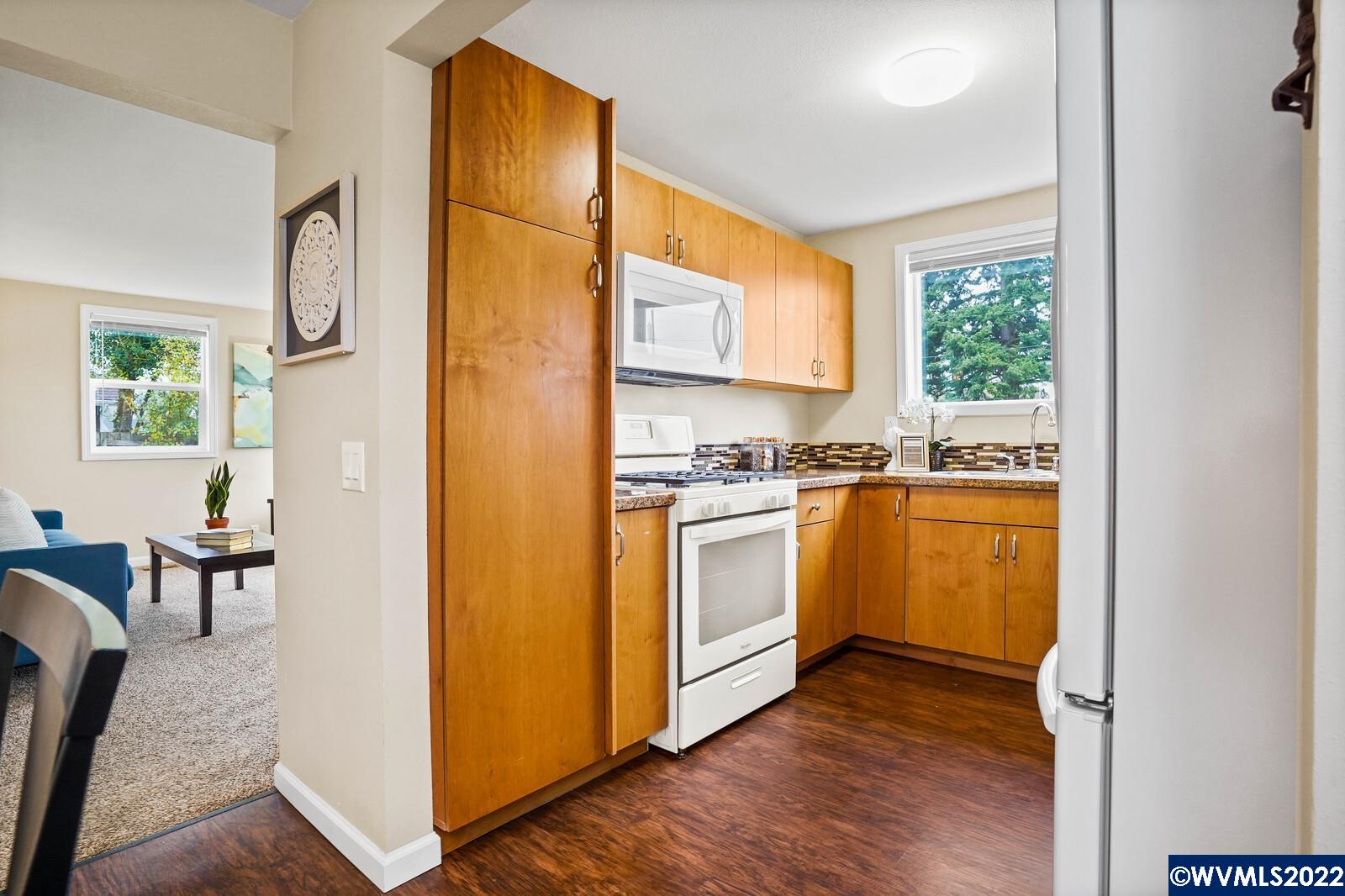 4347 Macleay Road Southeast Salem, OR 97317 - Photo 15 of 28 Gallery Image 15