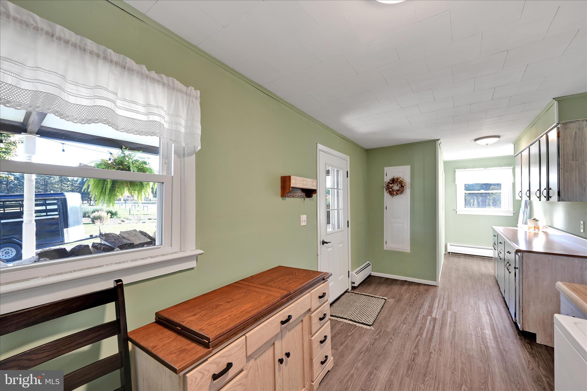 175 Strack Drive Myerstown, PA 17067 - Photo 16 of 52 a room with wooden floor and furniture