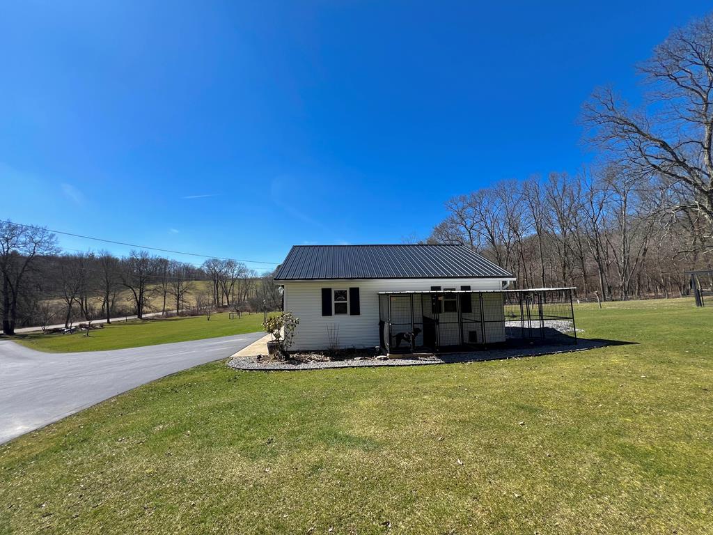 3003 Old State Road Venus, PA 16364 - Photo 3 of 67 Gallery Image 3