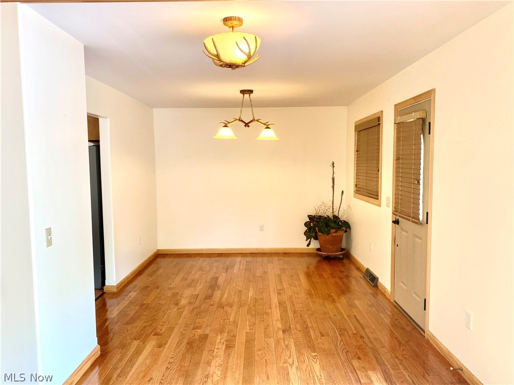 6647 Chestnut-Ridge Road Hubbard, OH 44425 - Photo 12 of 35 Gallery Image 12