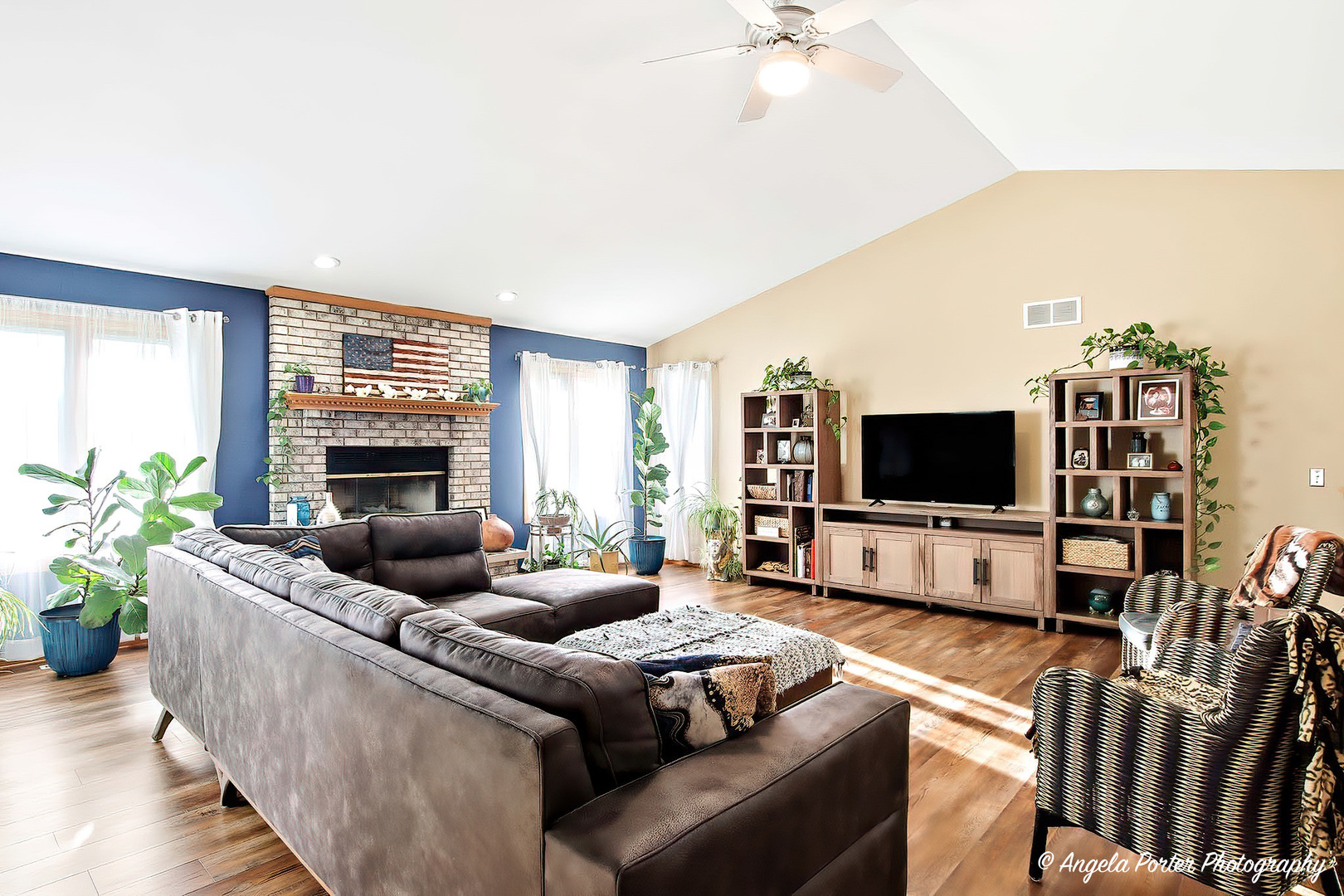 23209 Cals Court Harvard, IL 60033 - Photo 4 of 40