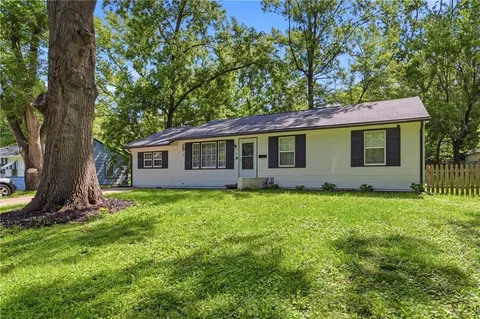 $215,000 | 10515 Palmer Avenue, Kansas City, MO 64134