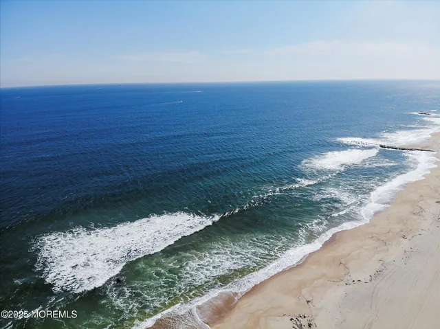 $7,990,000 | 48 Neptune Avenue, Deal, NJ 07723